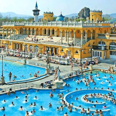 Széchenyi Baths and Pool